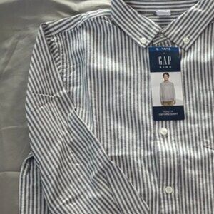 NWT GAP Youth Oxford Shirt – grey stripe – Size L (14/16)